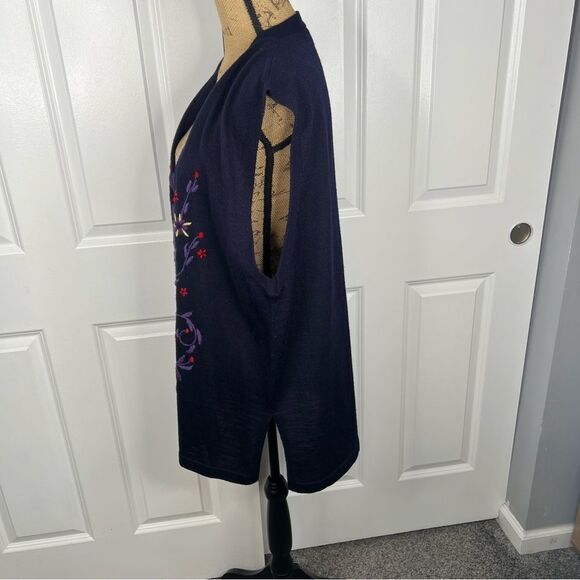 Sz OS Elvi Vintage Black Purple Floral Embroidered Sweater Vest - Picture 4 of 10
